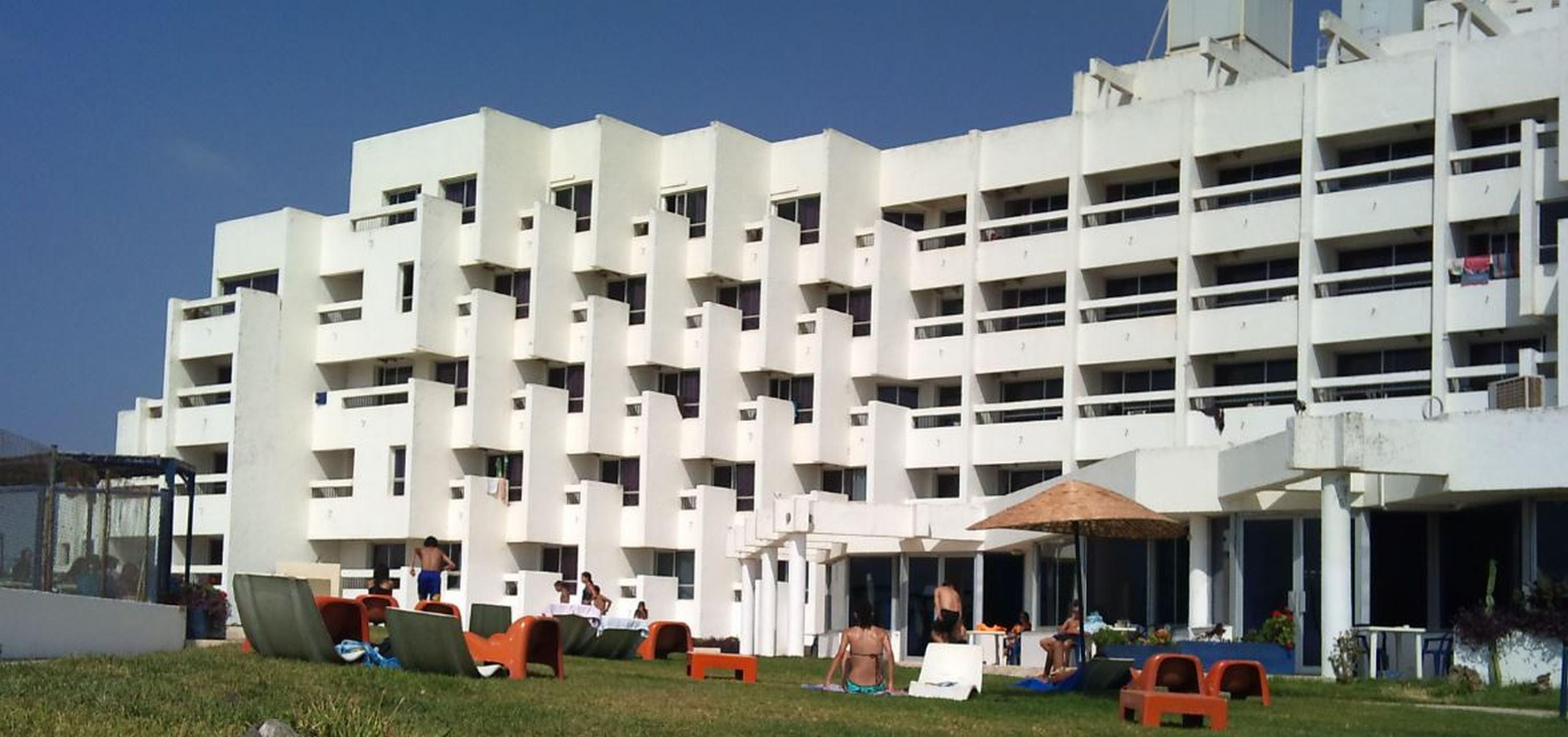 Umh Tarik Hotel Tangier Exterior photo